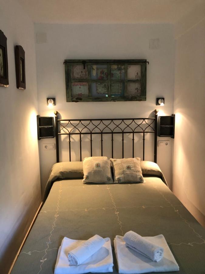 Hostal-Restaurante Fogon De Gredos Гисандо Екстериор снимка