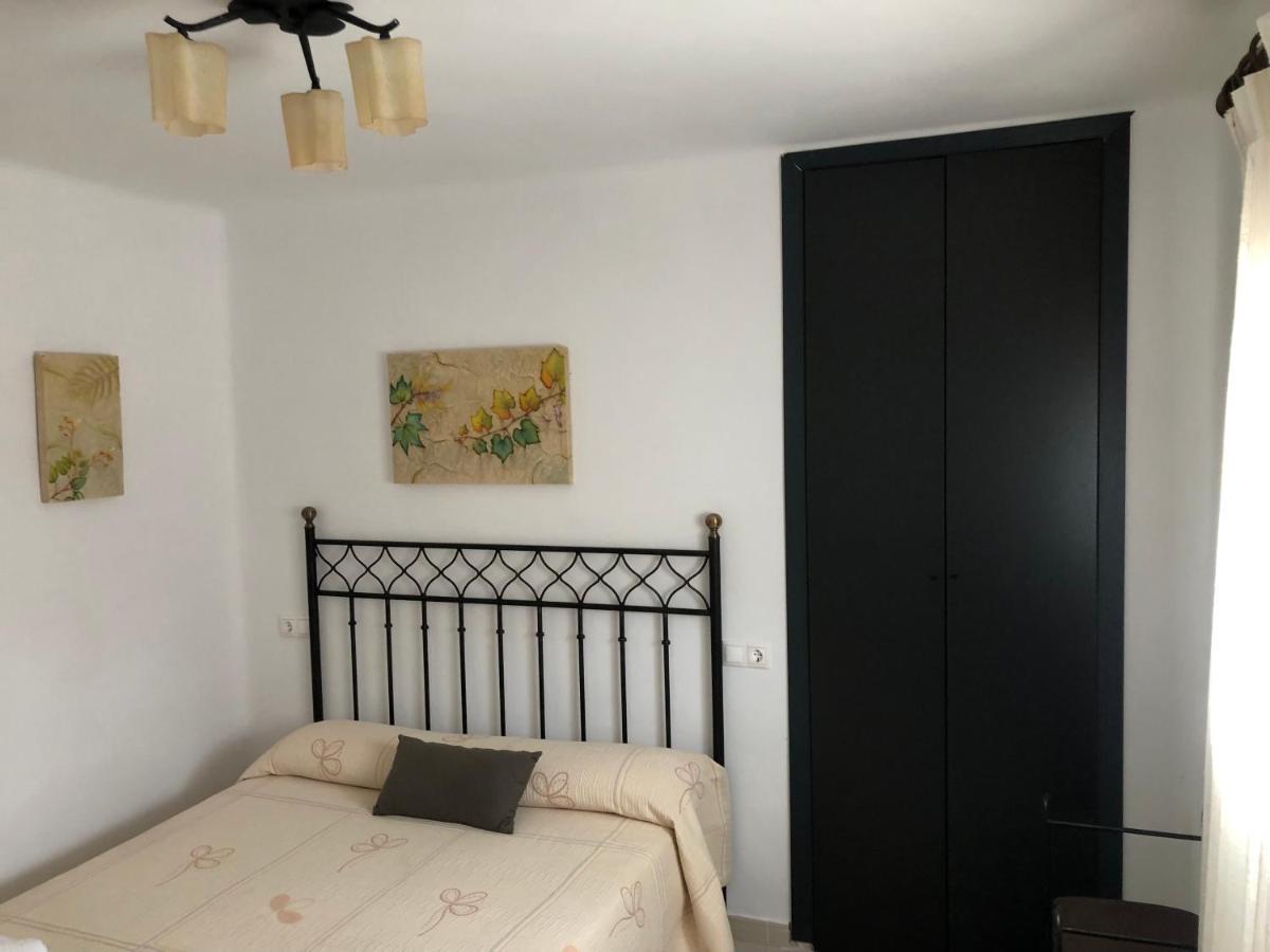 Hostal-Restaurante Fogon De Gredos Гисандо Екстериор снимка