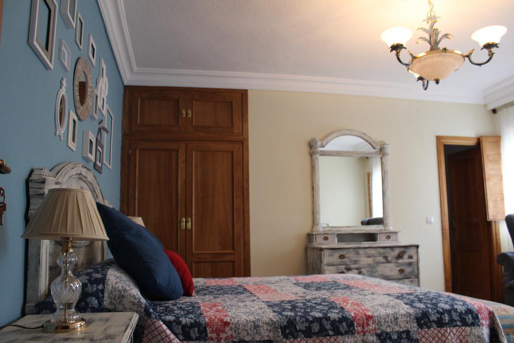 Hostal-Restaurante Fogon De Gredos Гисандо Екстериор снимка